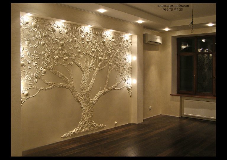 Интерьер дерево на стене