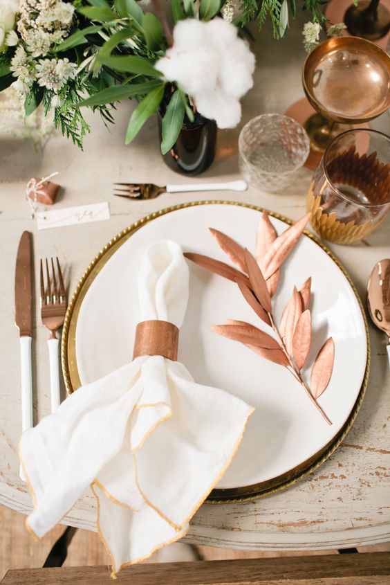 17-copper-glasses-tableware-and-accessories-are-right-what-you-need-for-a-festive-table