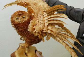 Удивительные скульптуры из стружки Сергея Бобкова. Фото