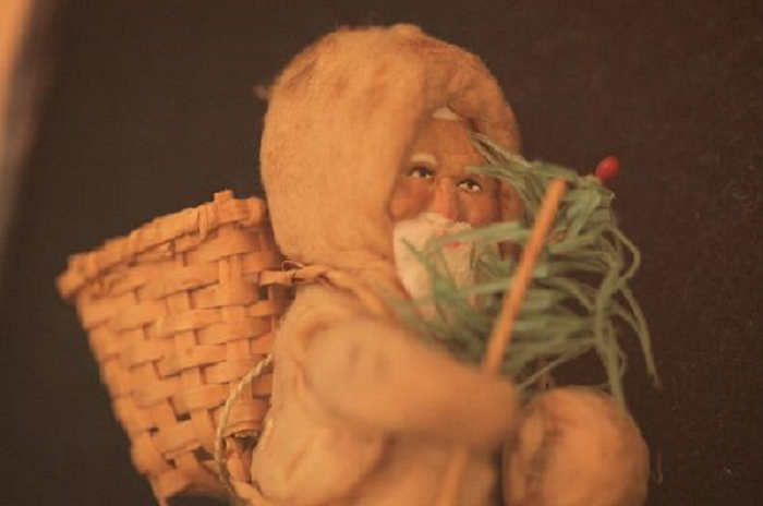 Бабушкино наследство для лесной красавицы: история елочной игрушки в России